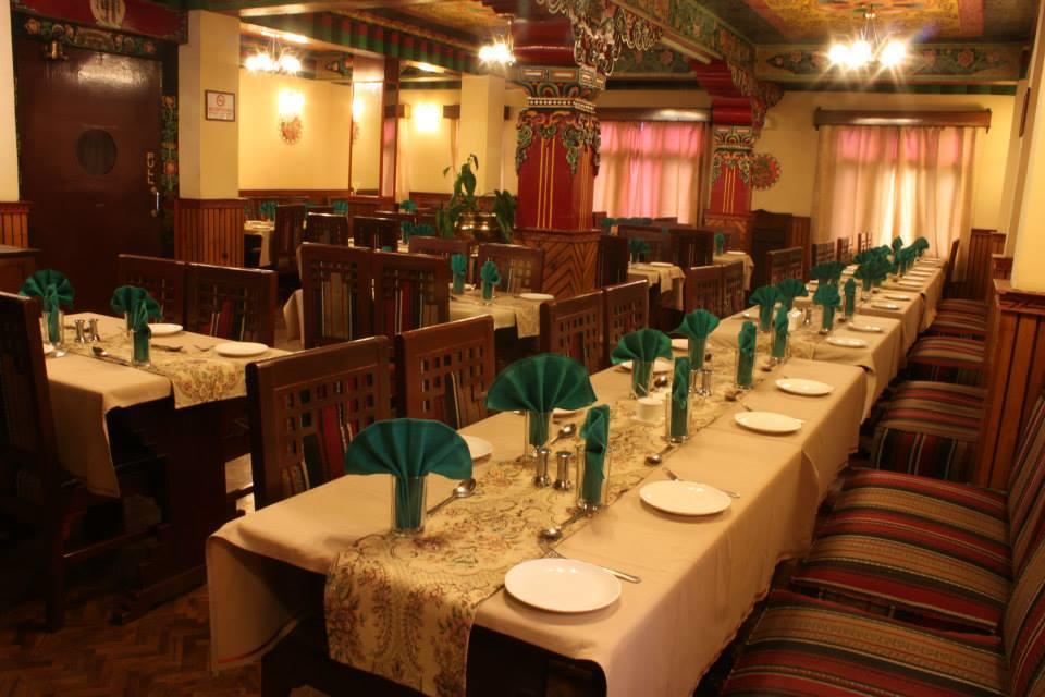 Hotel Tibet Гангток Экстерьер фото